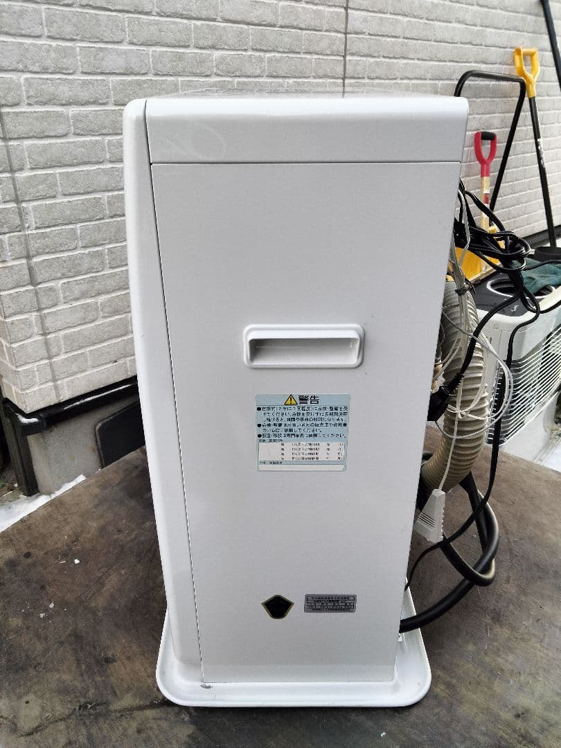 札幌発コロナFF温風石油ストーブ！品番「FF‐VG42SA」2018年式中古品