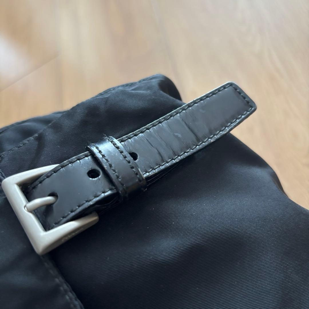 プラダ　ショルダーバック