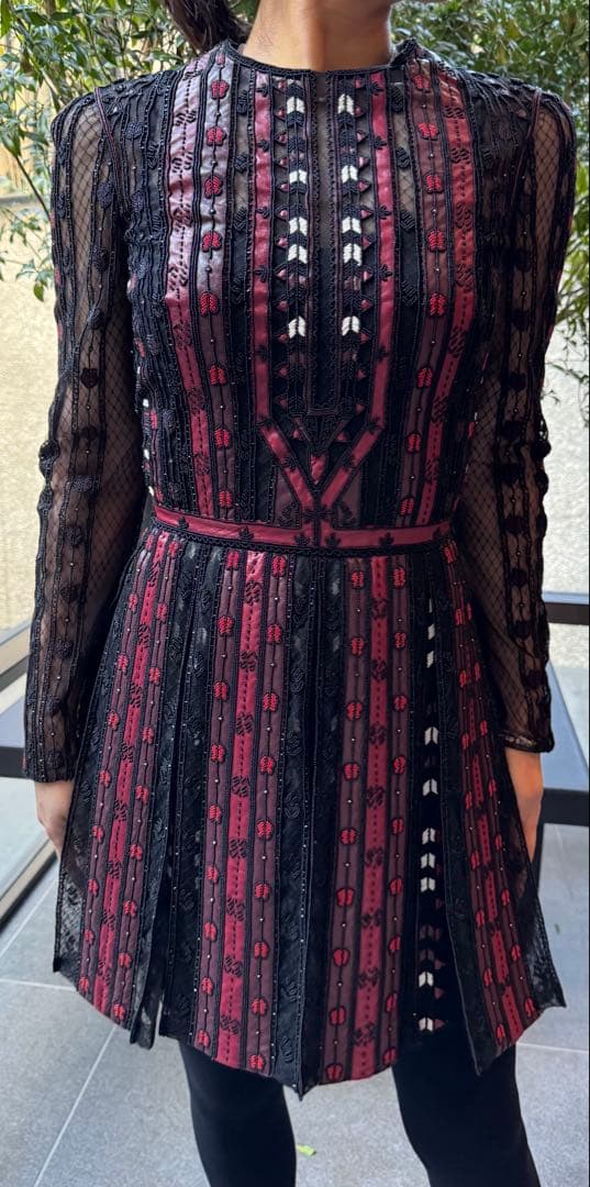 ヴァレンティノ　ドレスライン