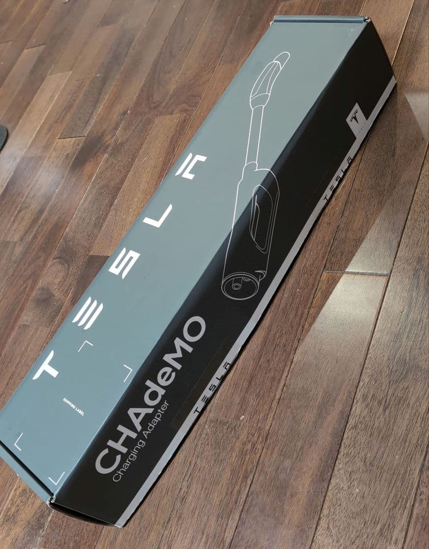 しま　Tesla CHAdeMOアダプター　電気自動車　充電ケーブル