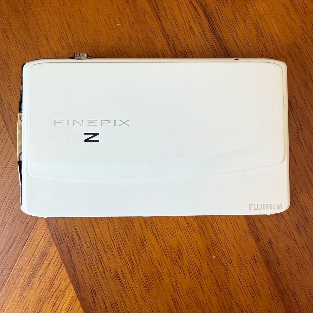 FINEPIX Z900EXR 5倍ズーム ワイドタッチパネル デジタルカメラ