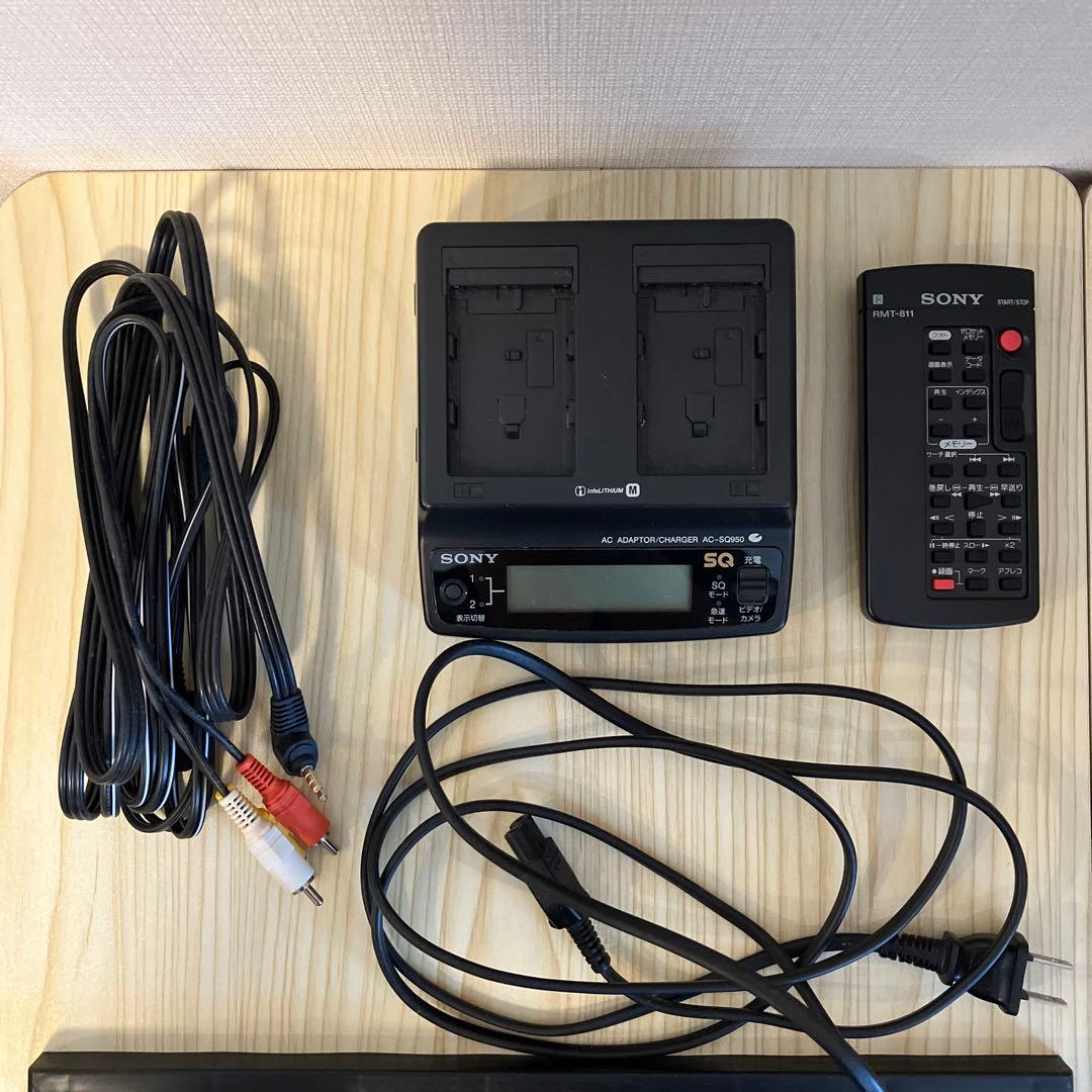 SONY ソニー Handycam DCR–TRV50