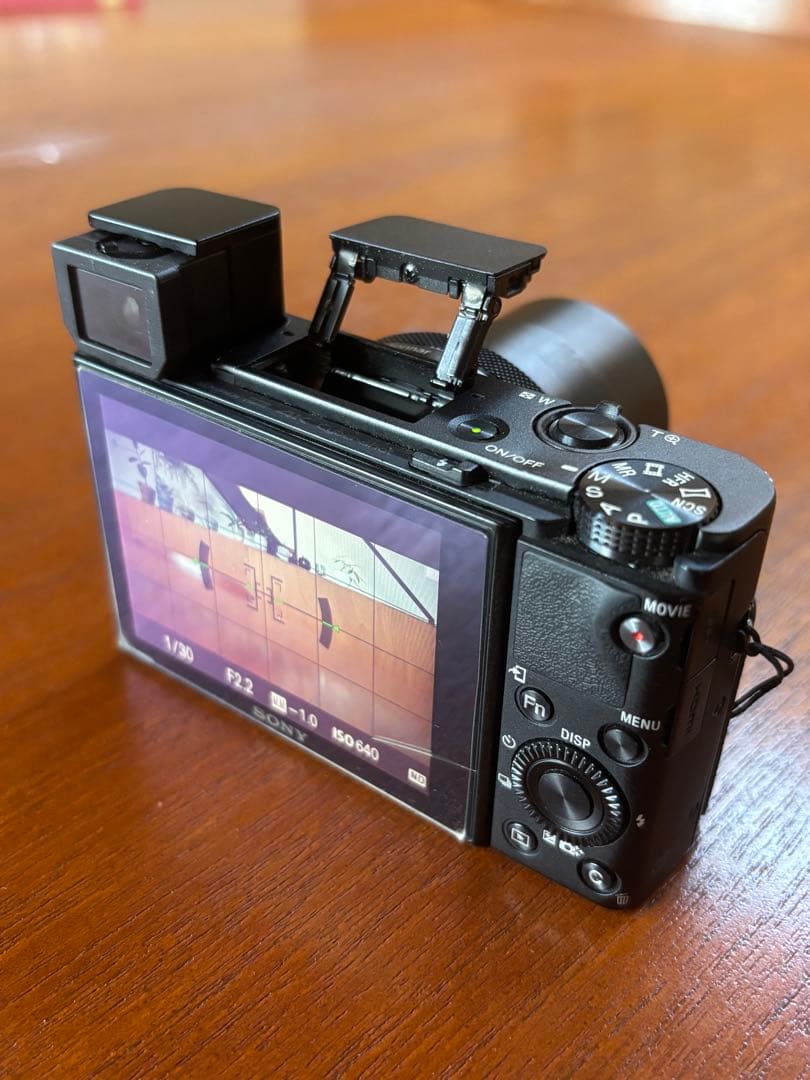 【値下げ・ゴミ映り有】SONY Cyber-shot DSC-RX100M4