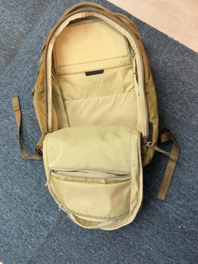 ABLE CARRY Max EDC バックパック Ripstop Tan