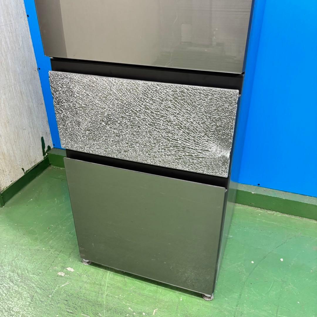 540 冷蔵庫　大型　左開き　2024年製　訳アリ　一年保証付き　ガラストップ