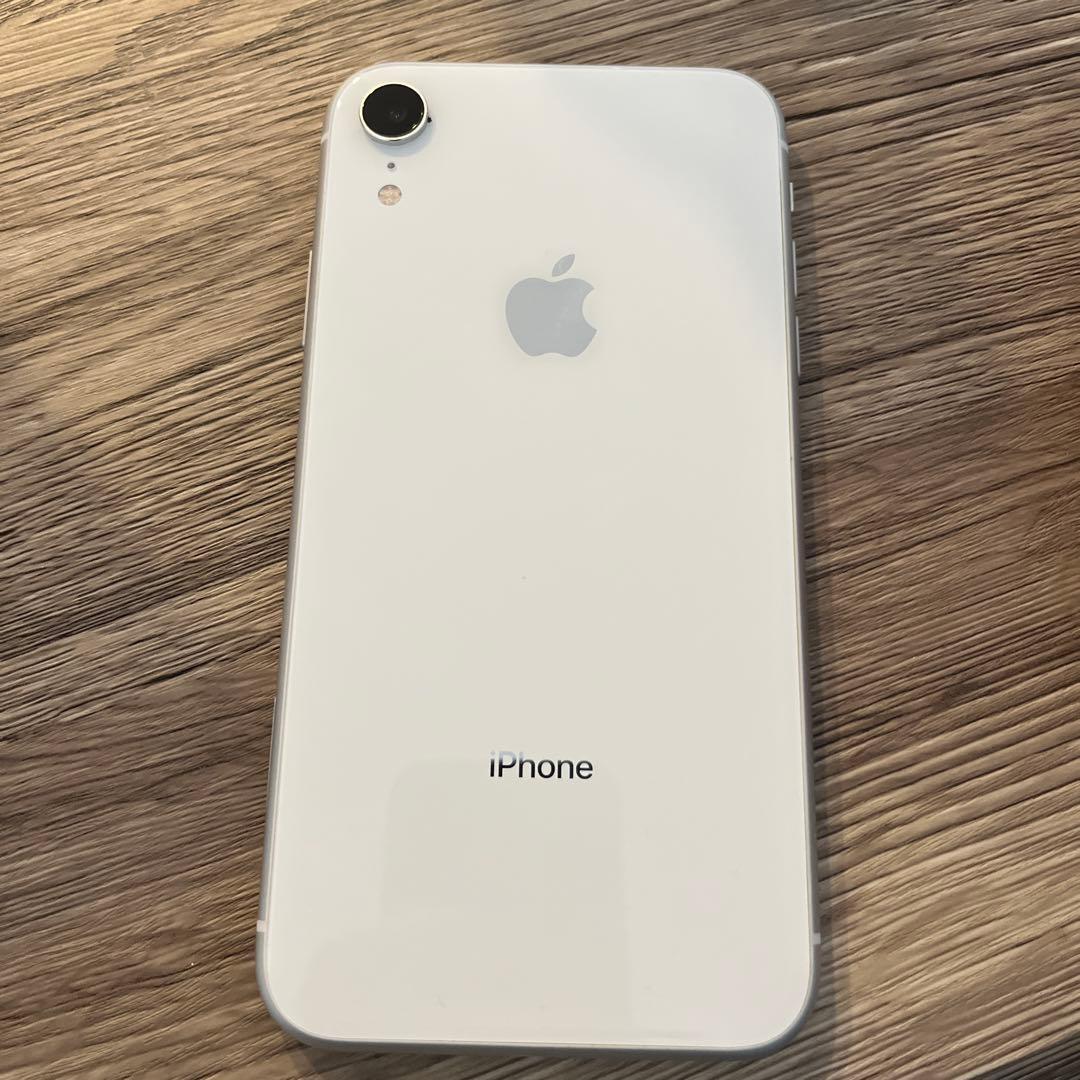Apple iPhone XR ホワイト 本体のみ