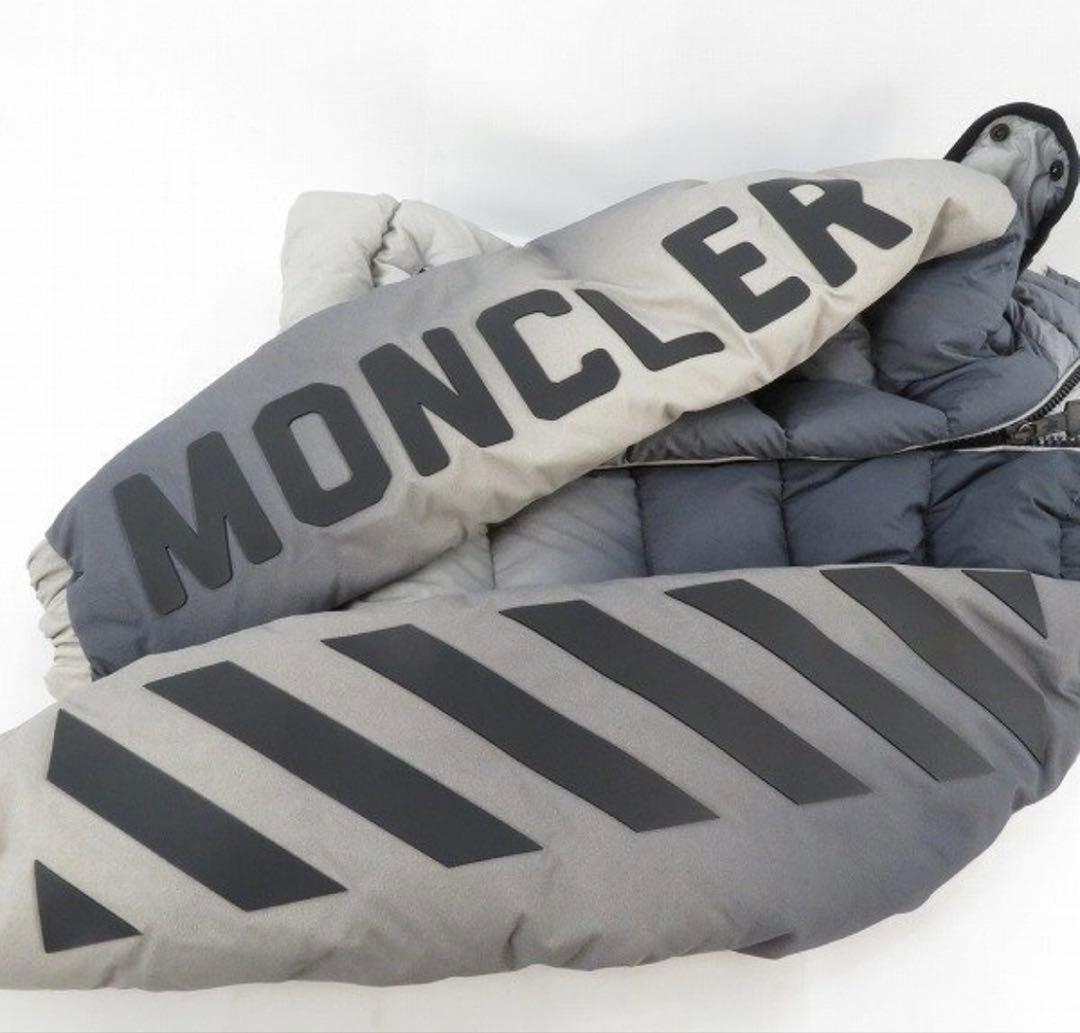 モンクレール オフホワイト グレー 2 ダウンジャケット