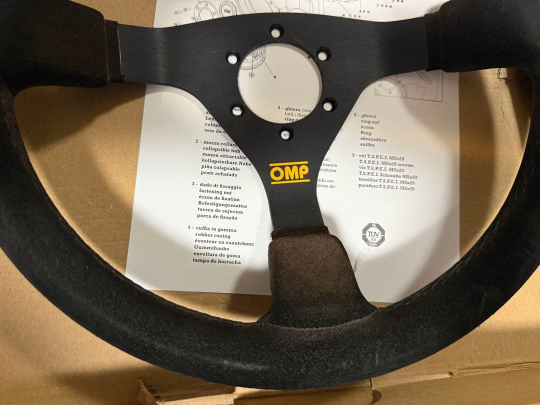 OMP WRC 350mm スエード ステアリング (説明要確認)