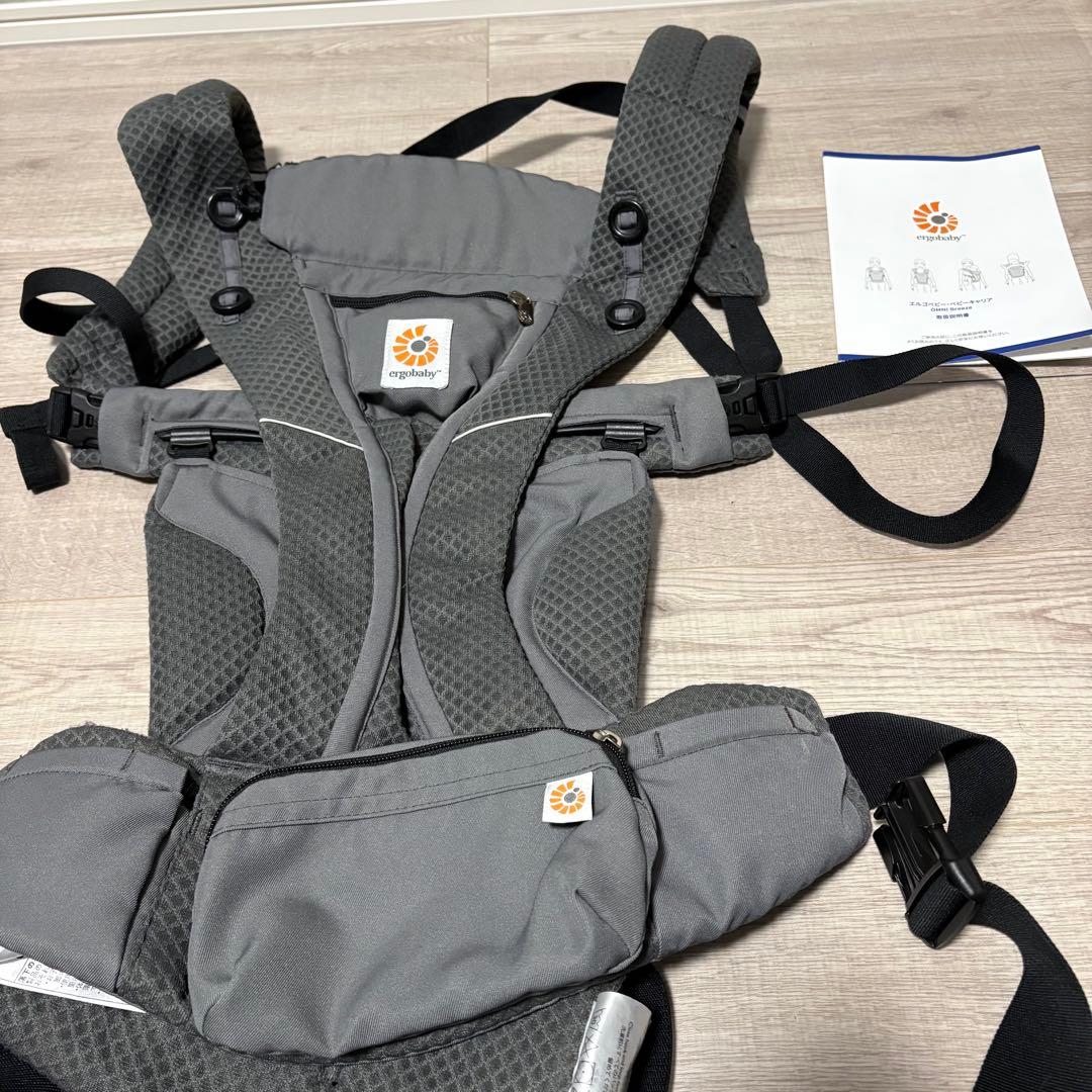 あゆみ様　エルゴベビー　オムニブリーズ