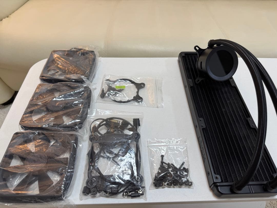 NZXT KRAKEN Z73 簡易水冷CPUクーラー