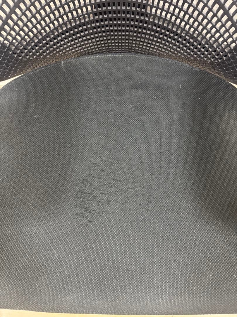 イトーキ　サリダyl9　可動肘付　黒