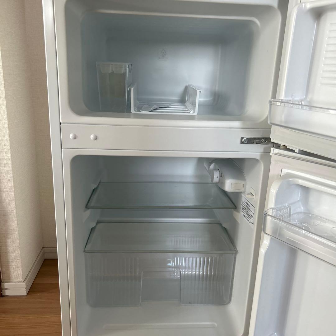 美品　COMFEE' 冷蔵庫 90L 2ドア　右開きRCT90WH/E