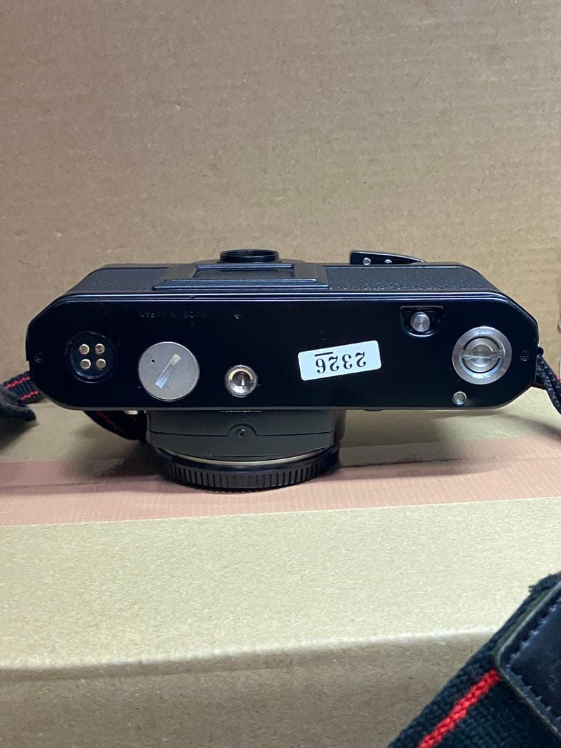 Nikon FE2 マニュアルフォーカス　カメラ　ブラック　ボディ