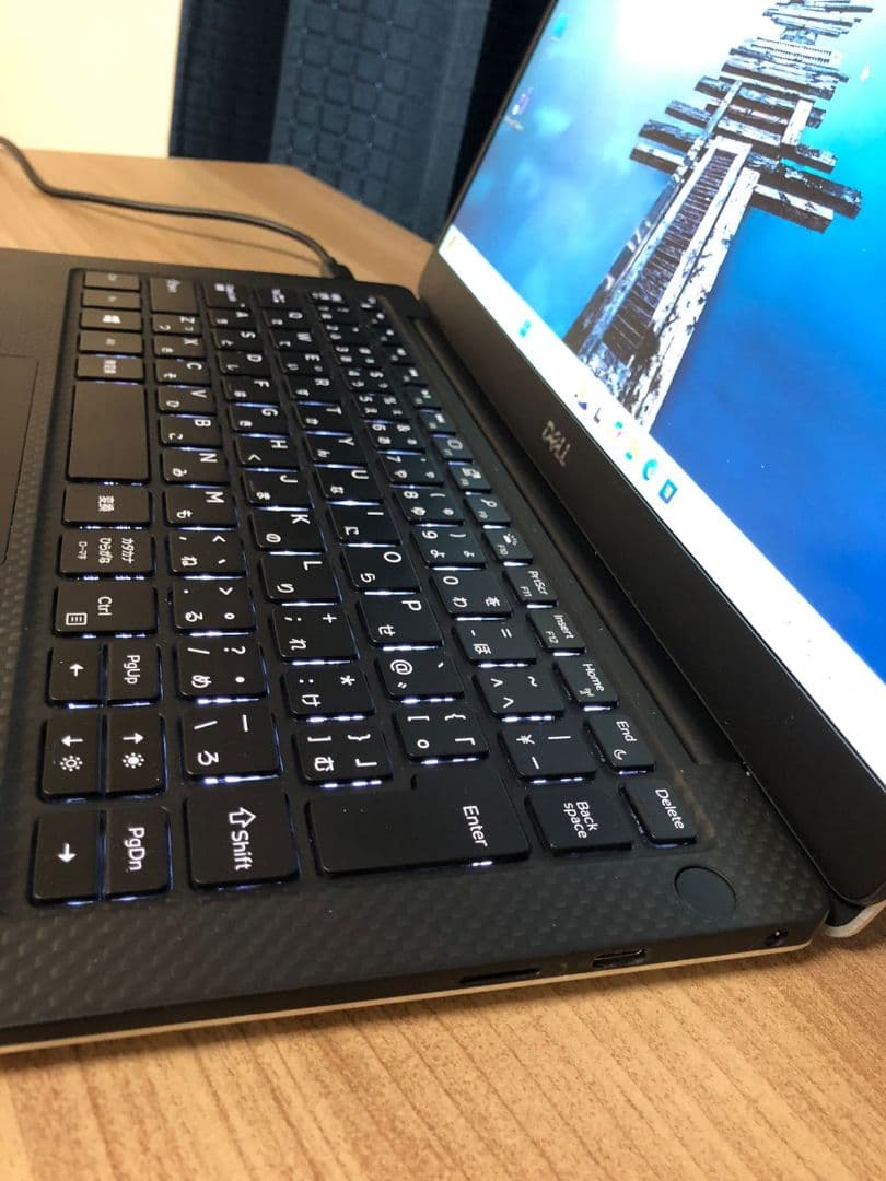 DELL XPS 13 Core i5 - 10210U ノトPC