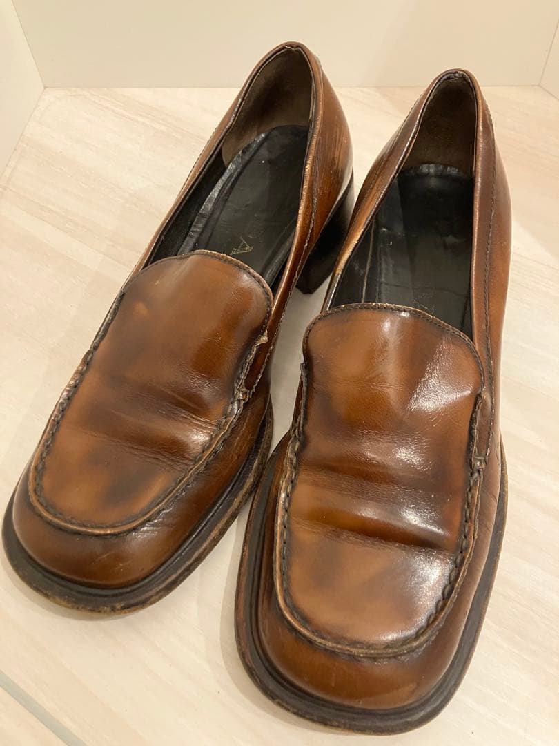 PRADA プラダ　ヴィンテージ　レザー　ヒールローファー　37 1/2