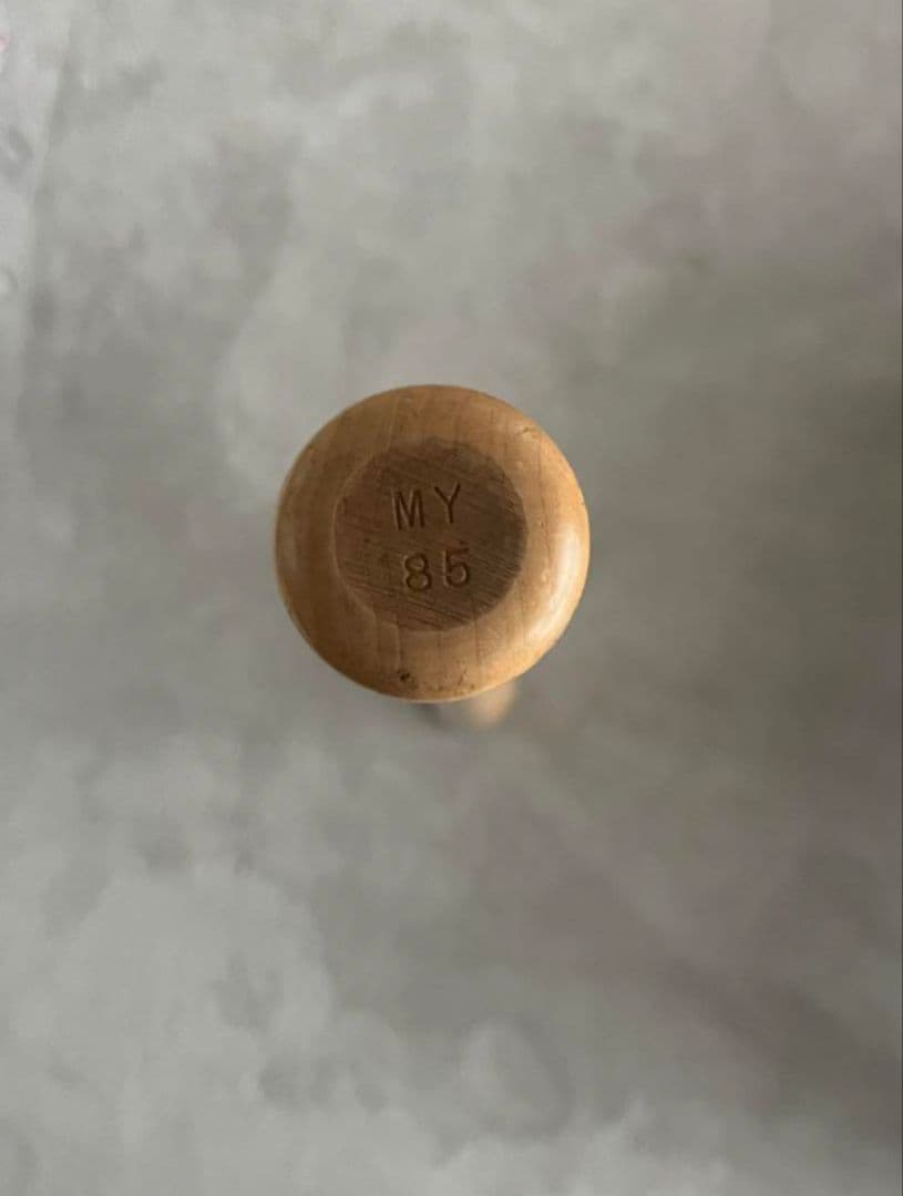 アンダーアーマー　木製バット　硬式　吉田正尚モデル