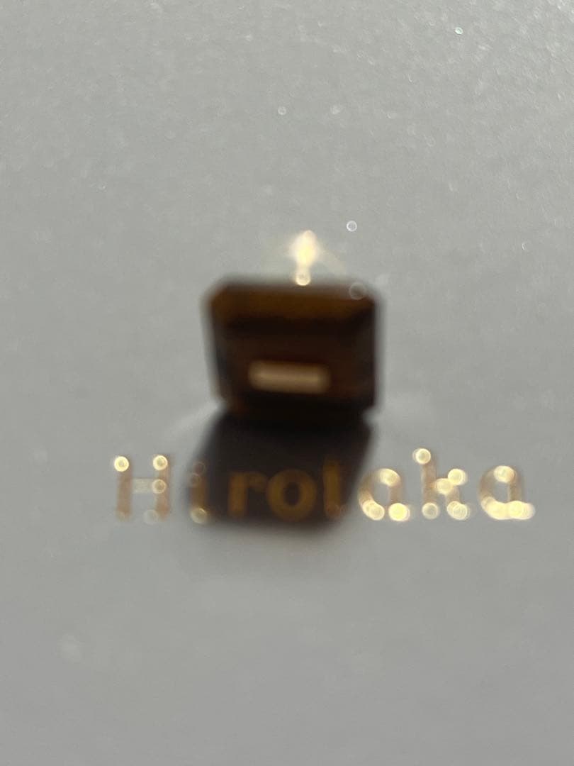 新品　ヒロタカ　ネイキッド スクエア ストーンスタッド ピアス　タイガーアイ