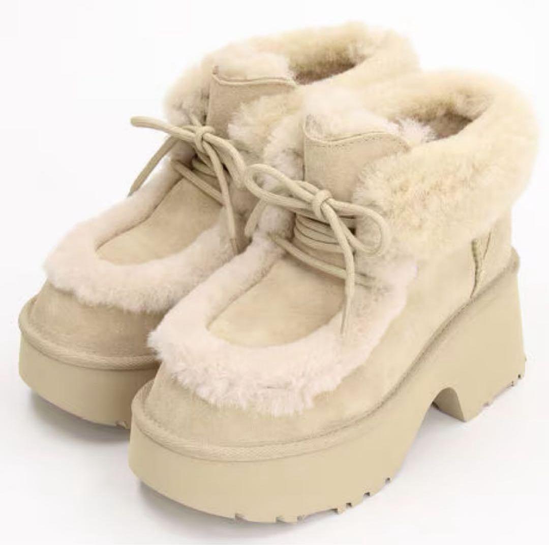 UGG Esmee Lace Up 24cm ムートンブーツ ベージュ 厚底