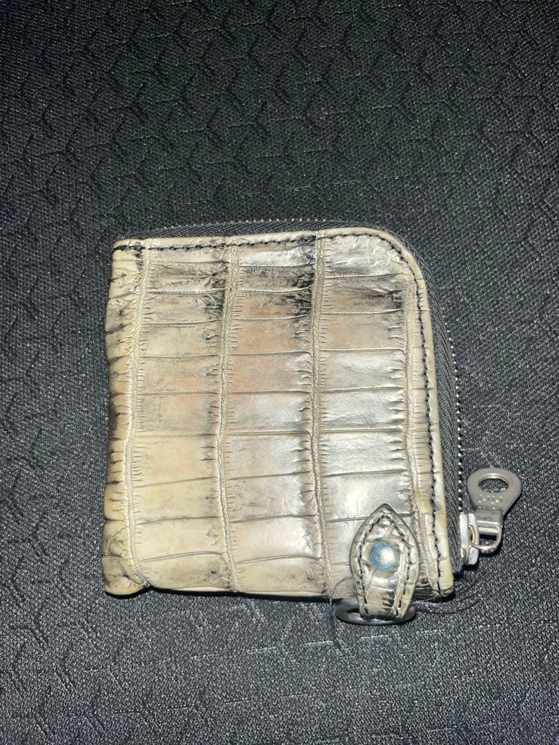 バックラッシュ　クロコ　グレー　財布