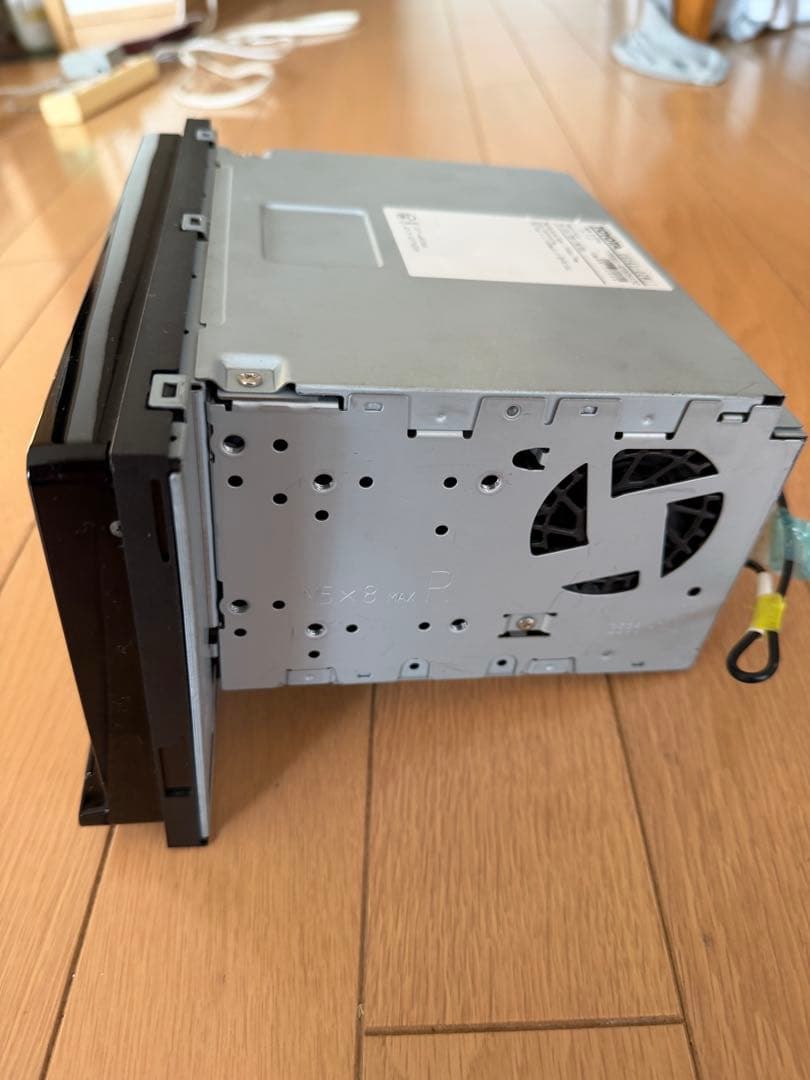 トヨタ カーナビ本体　NSZT Y64T