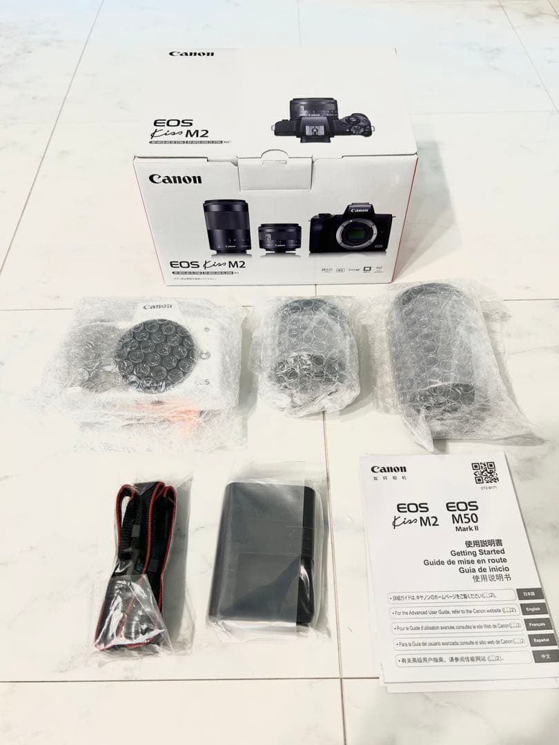キャノン CANON EOS Kiss M2 展示品