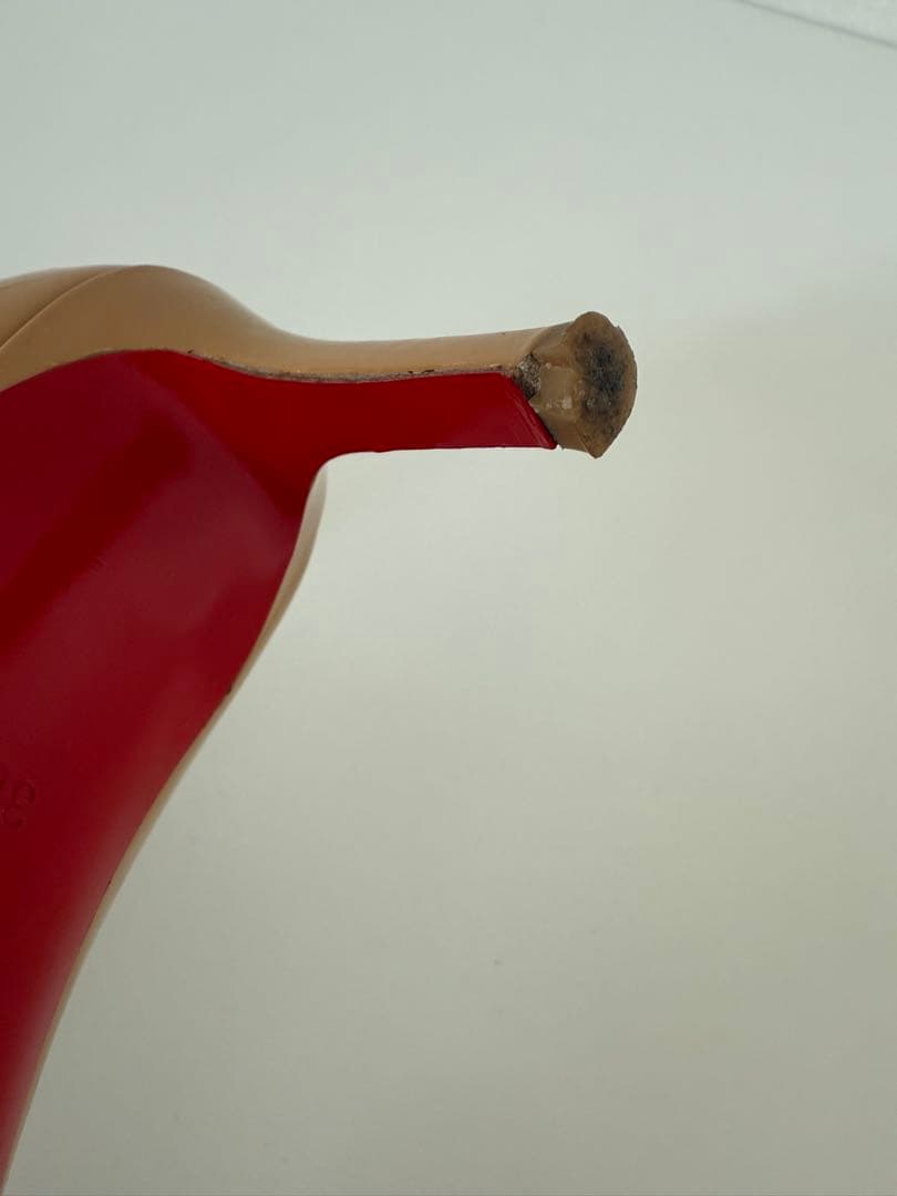 Christian Louboutin ベージュ ハイヒール　36.5