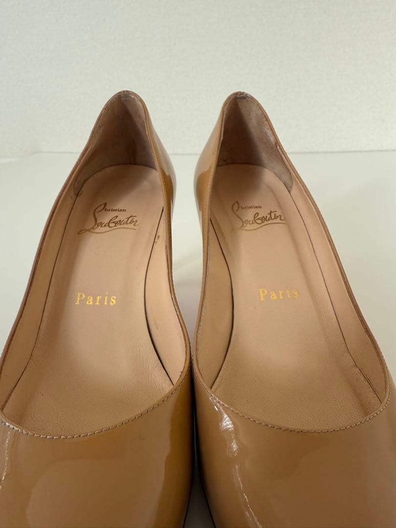 Christian Louboutin ベージュ ハイヒール　36.5