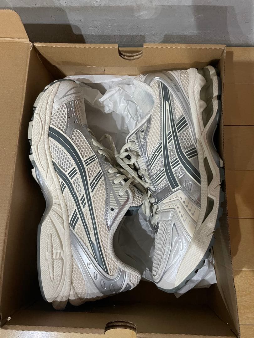 靴 Asics Gel-Kayano 14 BirchDark Pewter27cm