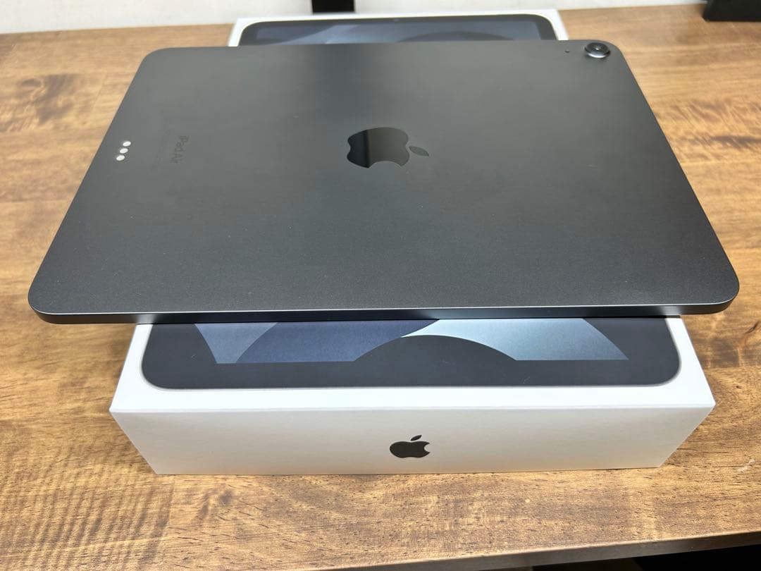 Apple ipad air 第5世代　64GB スペースグレー　100%