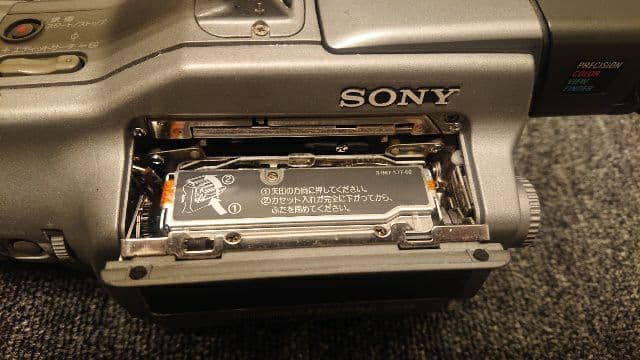 SONY DCR-VX1000 デジタルハンディカム 本体＋付属品