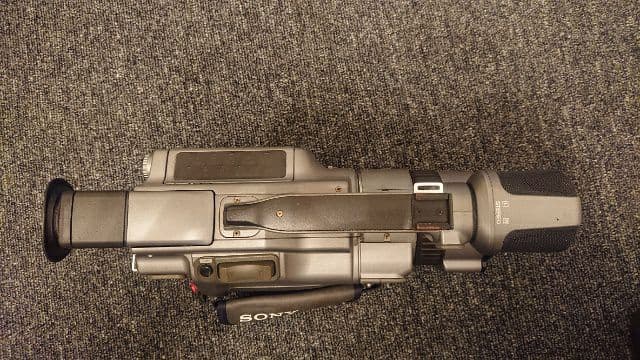 SONY DCR-VX1000 デジタルハンディカム 本体＋付属品