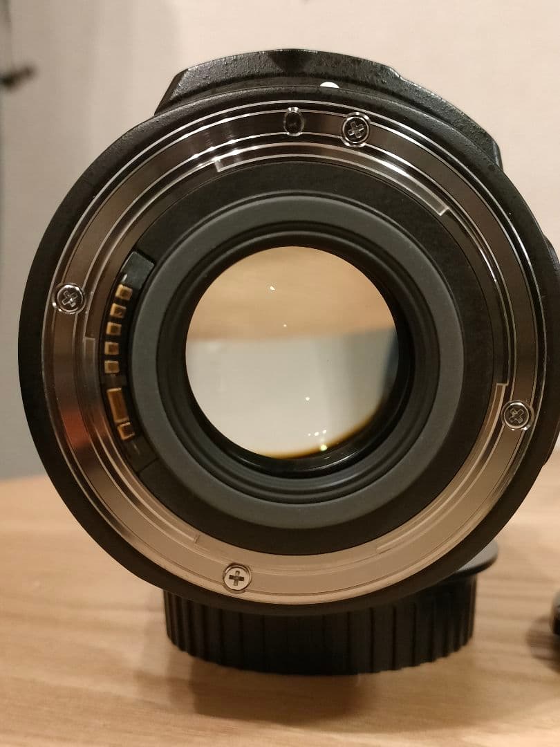 キヤノン 17-55mm f/2.8 EF-S レンズ