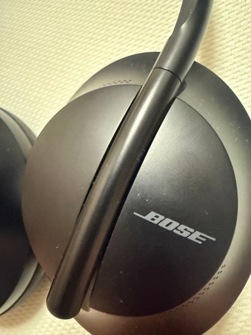 ヘッドホン Bose NC700