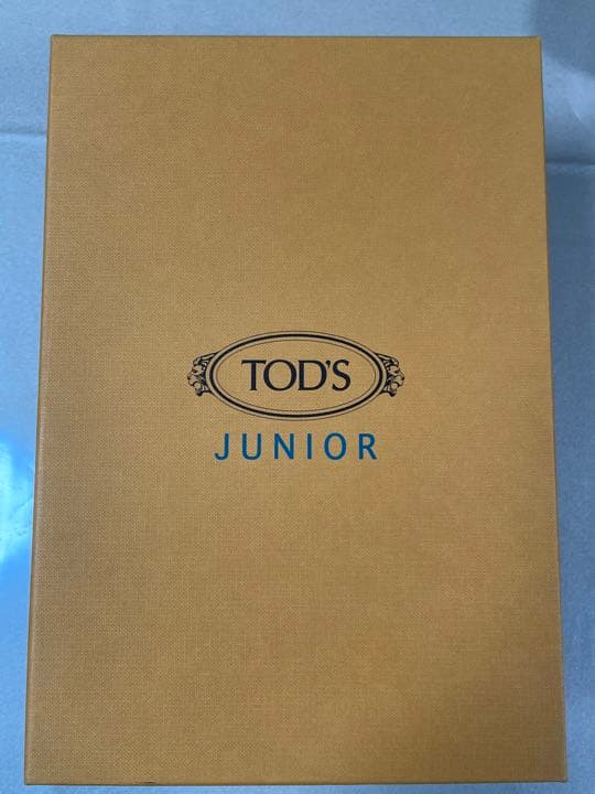 【新品未使用】TOD’Sジュニア 34サイズ ドライビングシューズ