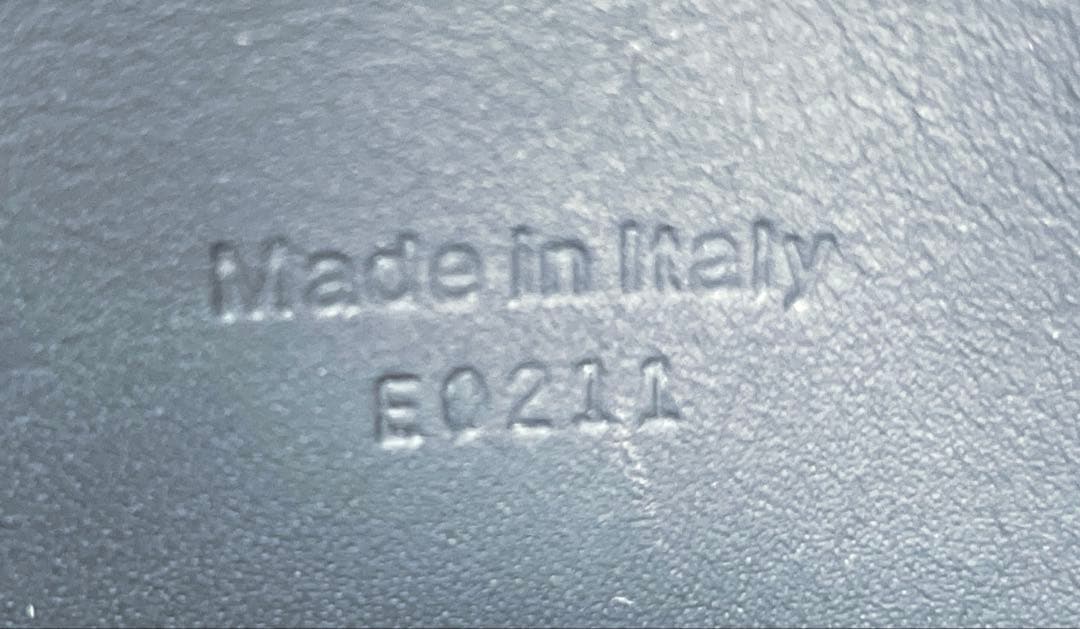 Berluti ベルルッティ サンタル フラップ 長財布 中古 折り目スレあり