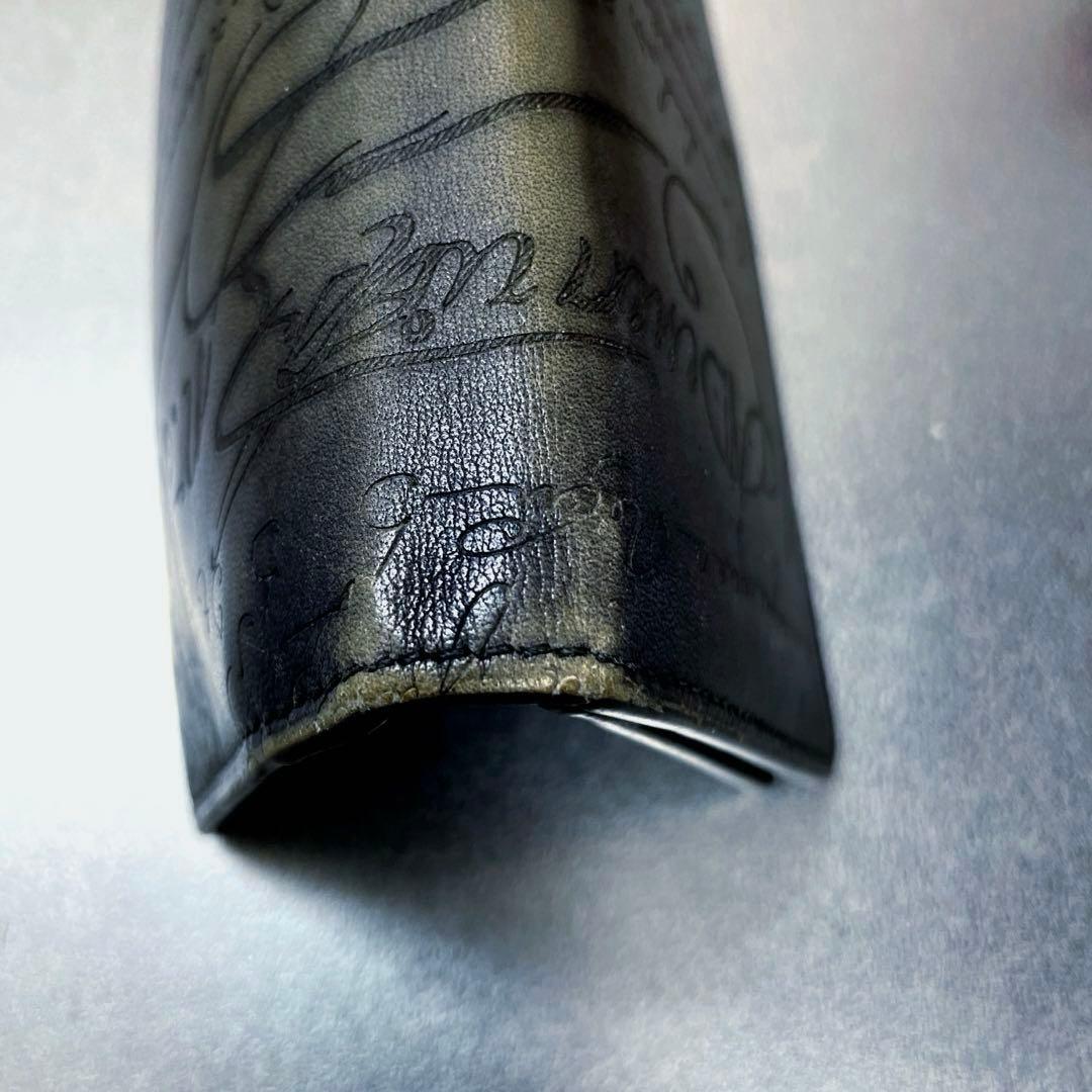 Berluti ベルルッティ サンタル フラップ 長財布 中古 折り目スレあり