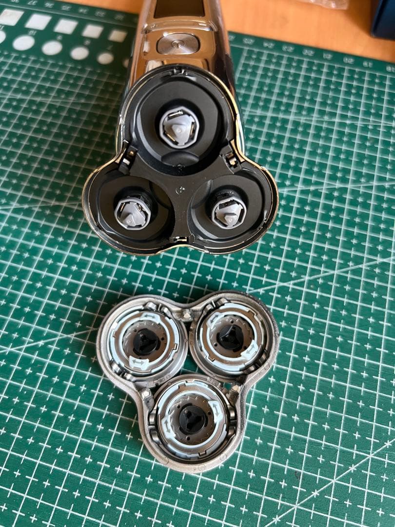 PHILIPS 電気シェーバー 9000シリーズ SP9863