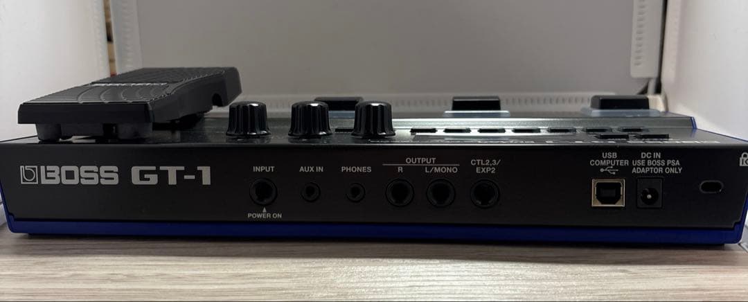 BOSS GT-1 + 純正アダプター