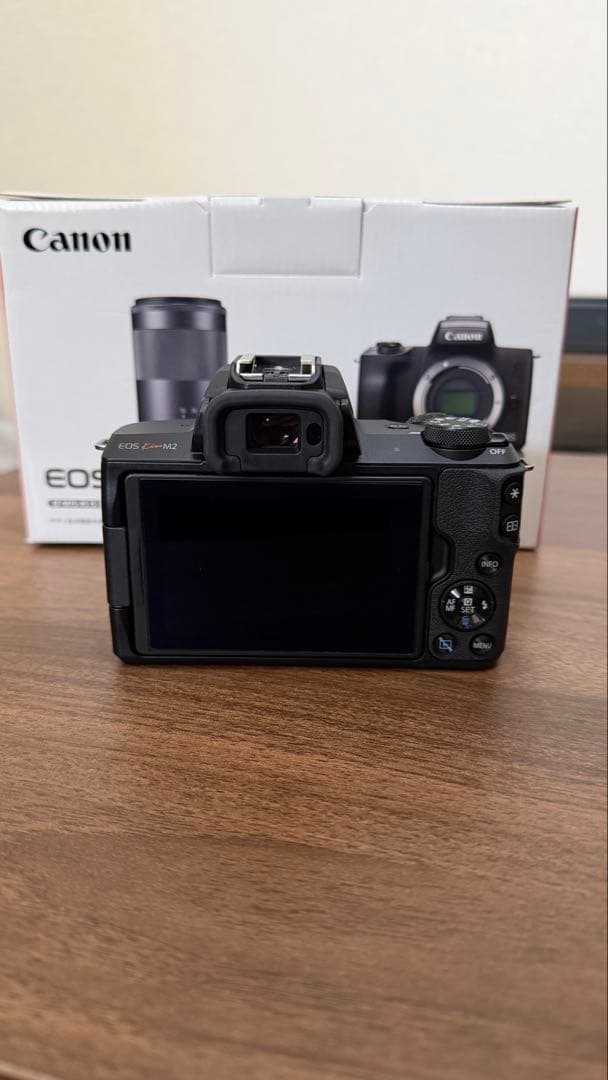 Canon EOS KissM2 標準ズームレンズキット