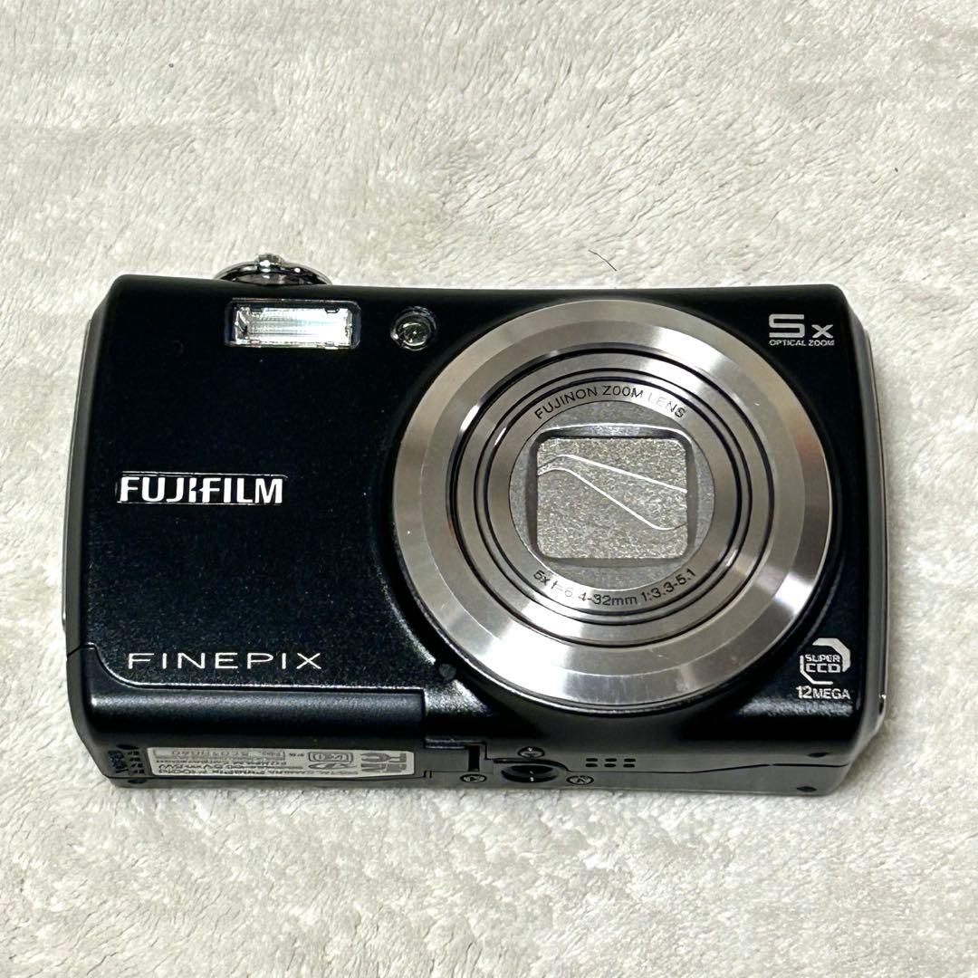 【極美品 動作確認済】FUJIFILM FinePix F100fd ブラック
