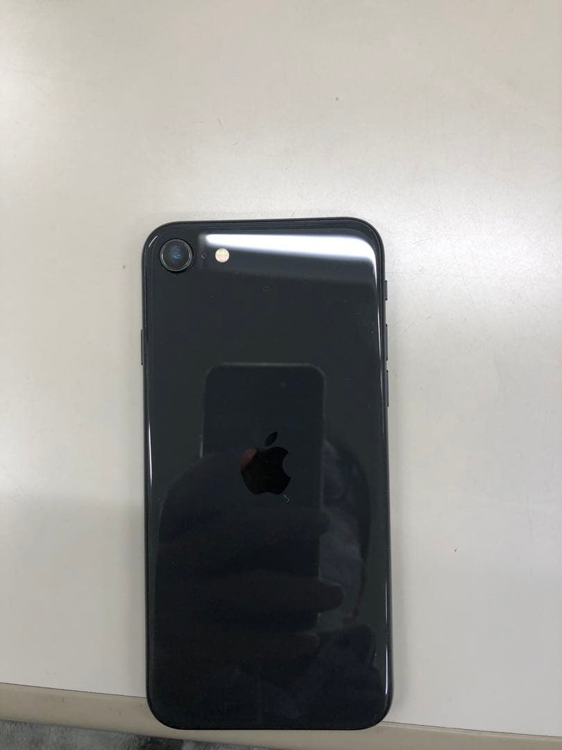 iPhone SE 第二世代　128GB ブラック