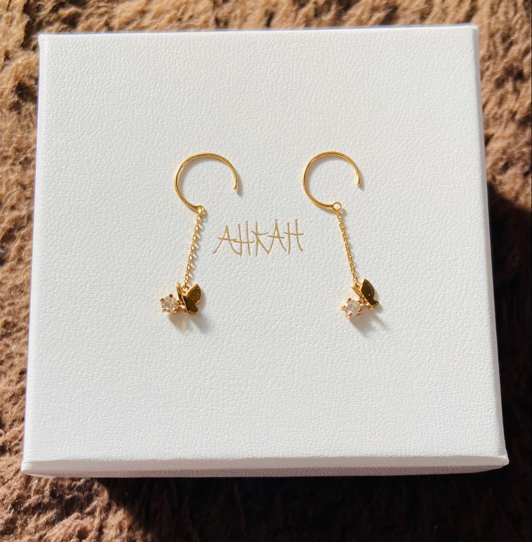 本日限定価格！美品 AHKAH アーカー パピヨンブリリアンプチ ピアス ２個