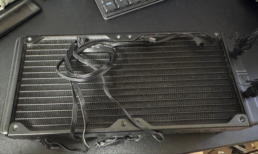 Y*様 COLORFUL iGAME RTX3050 Ultra W OC 8G