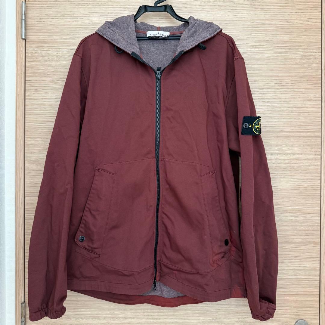 Stone  フード付きナイロンジャケット バーガンディ