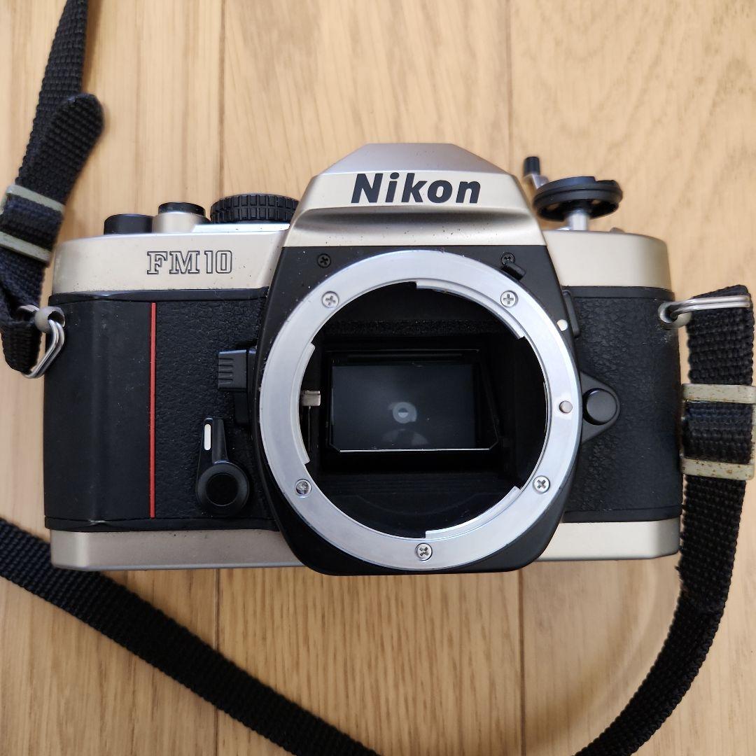 Nikon FM10 一眼レフカメラ 35-70mmレンズ付き