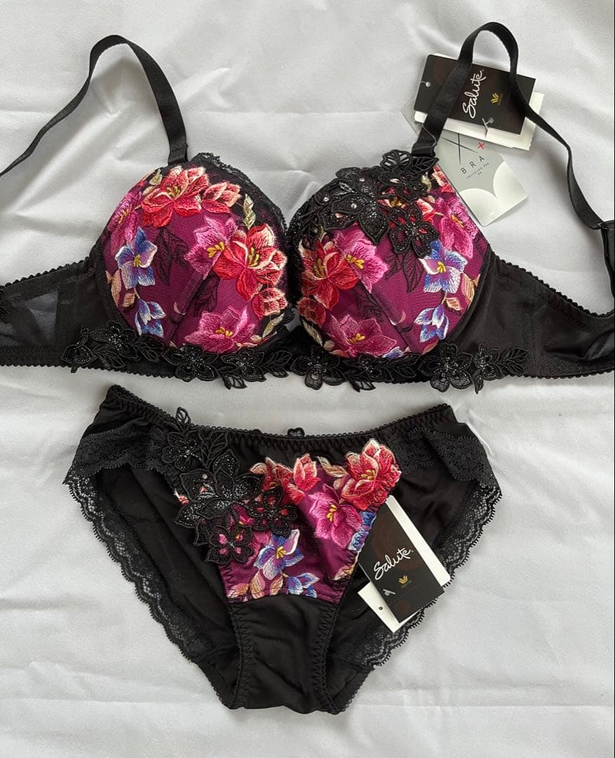 【新品】wacoal サルートショーツ2枚セット！F65M BL 46グループ