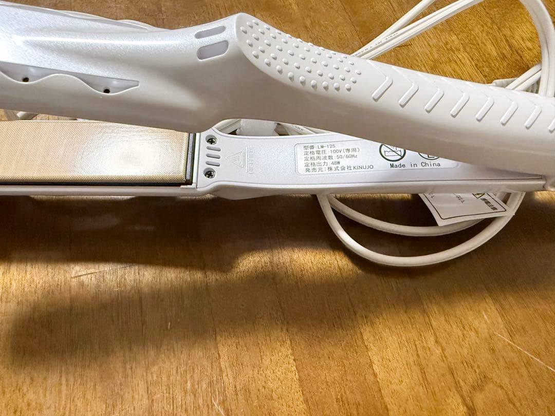 絹女　KINUJO　ストレートヘアアイロン　LM125