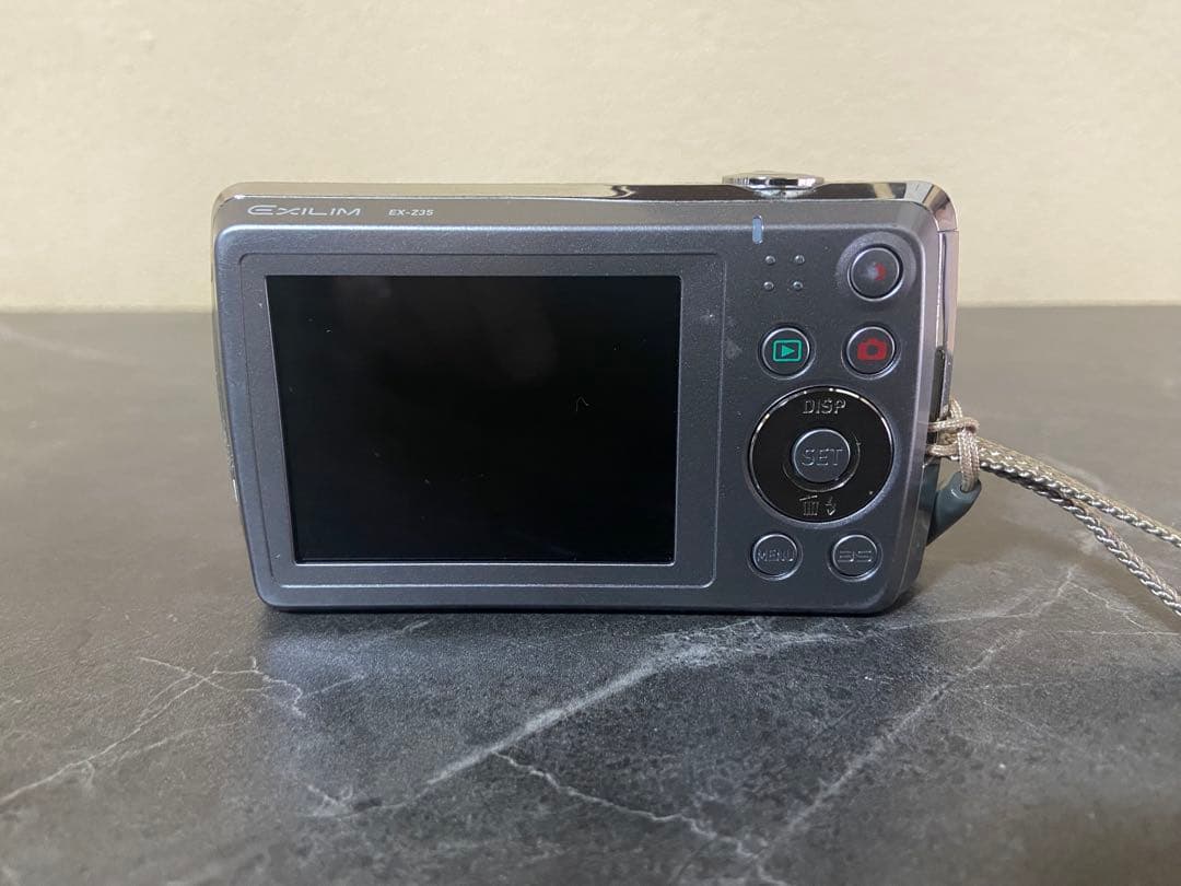 CASIO EXILIM EX-Z35 シルバー デジカメ