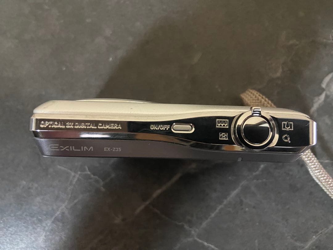CASIO EXILIM EX-Z35 シルバー デジカメ