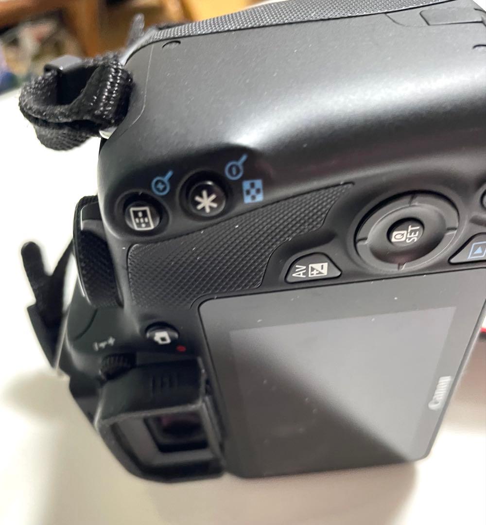 CANONデジタル一眼レフカメラEOS KissX7充電器ストラップバッテリー付